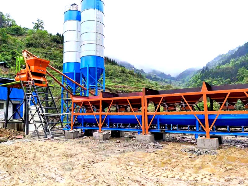 50混凝土攪拌站建設(shè)方案之安裝注意事項(xiàng)，攪拌站廠家安裝攪拌站！